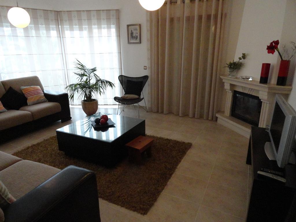 Apartamento Praia ساو مارتينهو دو بورتو المظهر الخارجي الصورة
