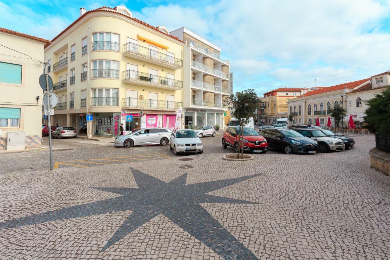 Apartamento Praia ساو مارتينهو دو بورتو المظهر الخارجي الصورة