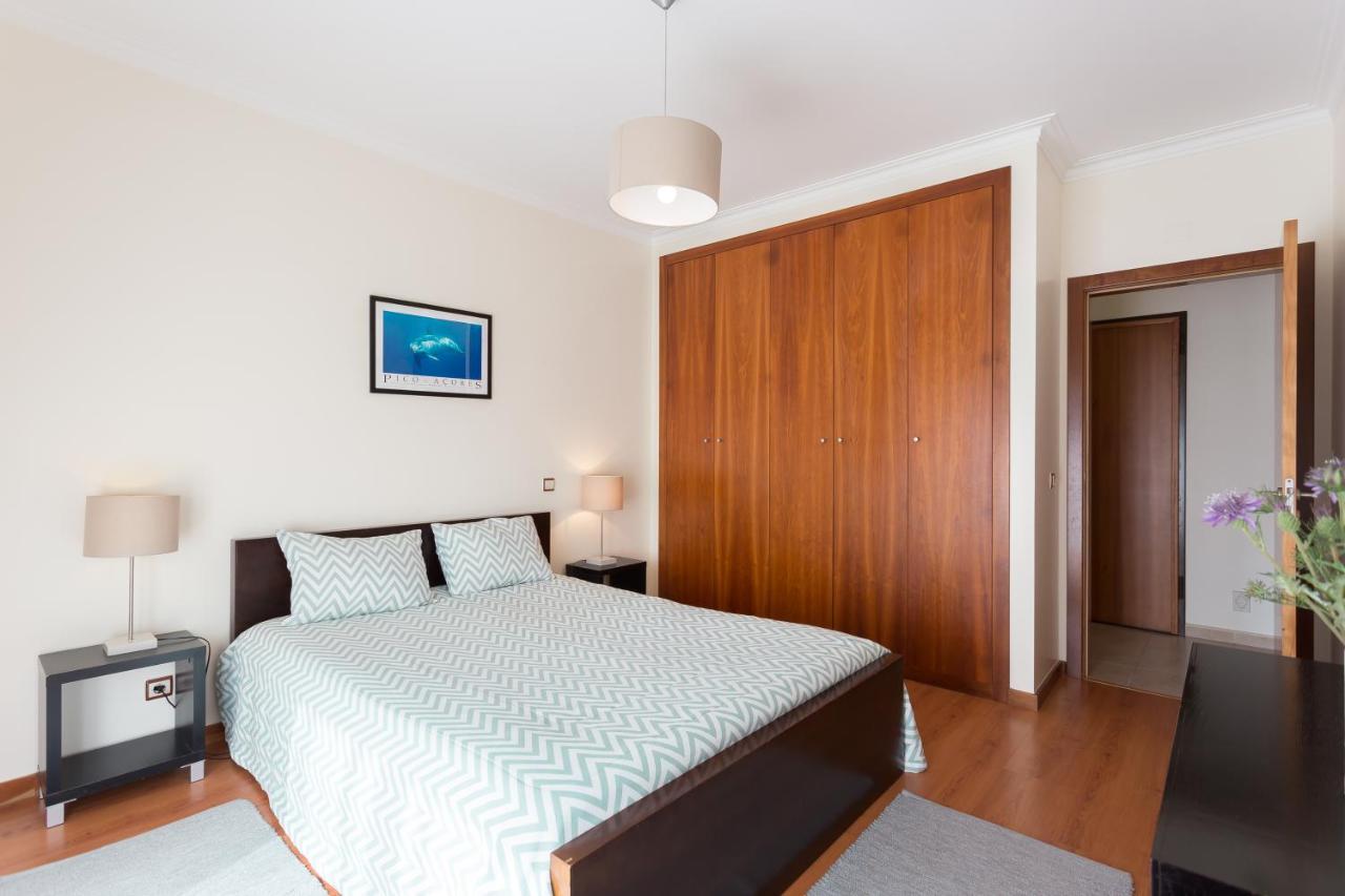 Apartamento Praia ساو مارتينهو دو بورتو المظهر الخارجي الصورة
